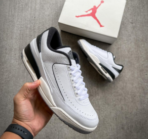 Giay Nike Air Jordan 2/3 'White Black' FD0383-100