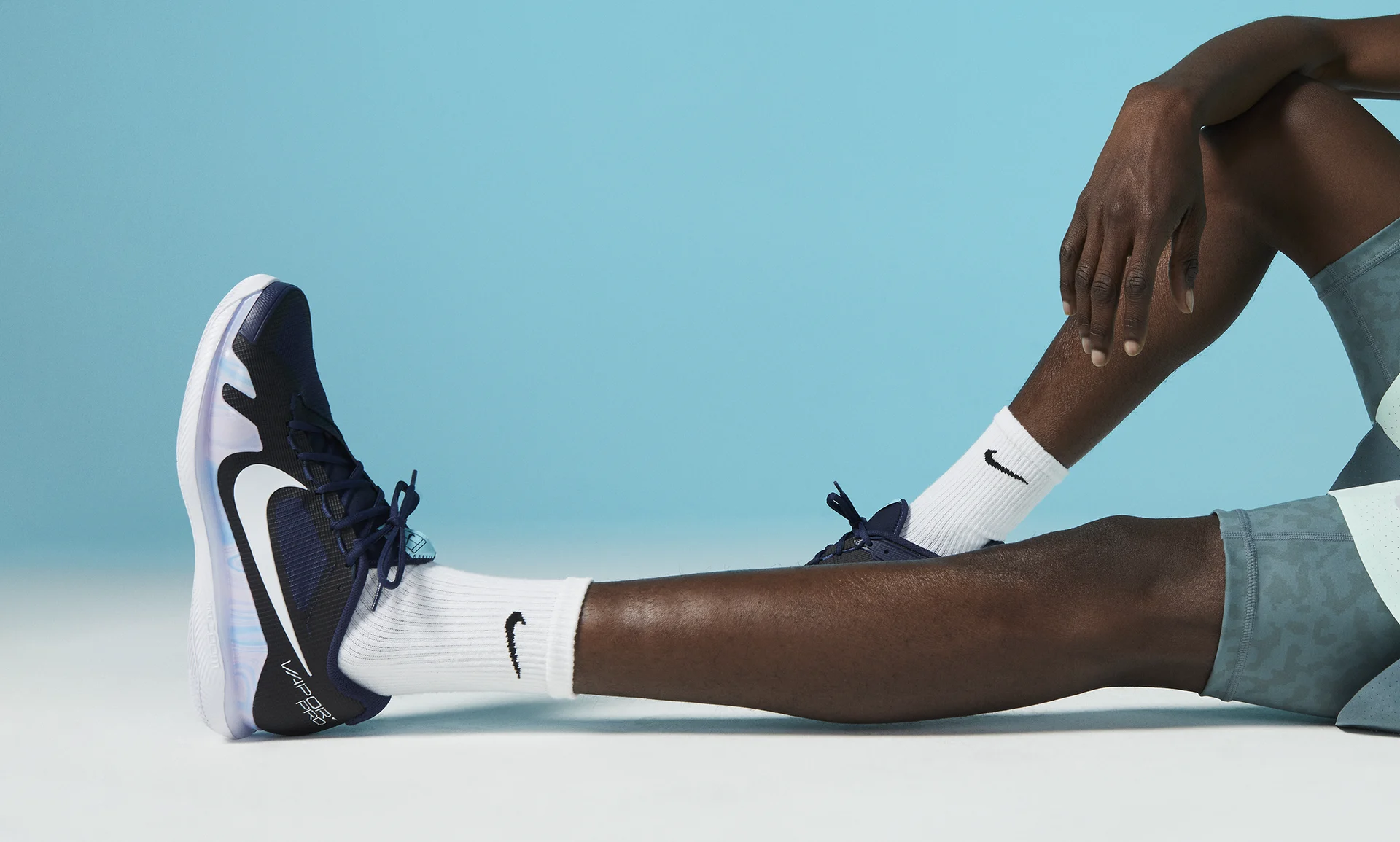 Hinh anh 4: But pha moi gioi han cung NikeCourt Air Zoom Vapor Pro