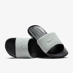 Dep Nike Victori One 'Black Silver' CN9675-014