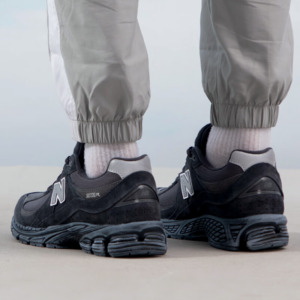 Giay New Balance 2002R 'Black Grey' M2002RBV