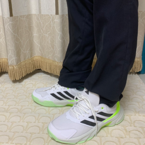 Giay Adidas CourtJam Control 3 'White Lucid Lemon' IF0459