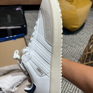 Giay Adidas Samba Spikeless Golf 'White Collegiate Navy' IE4870