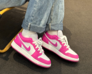 Giay Nike Air Jordan 1 Low 'Fire Pink' FV8486-600