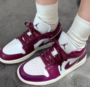 Giay Nike Air Jordan 1 Low 'Fireberry' DC0774-161