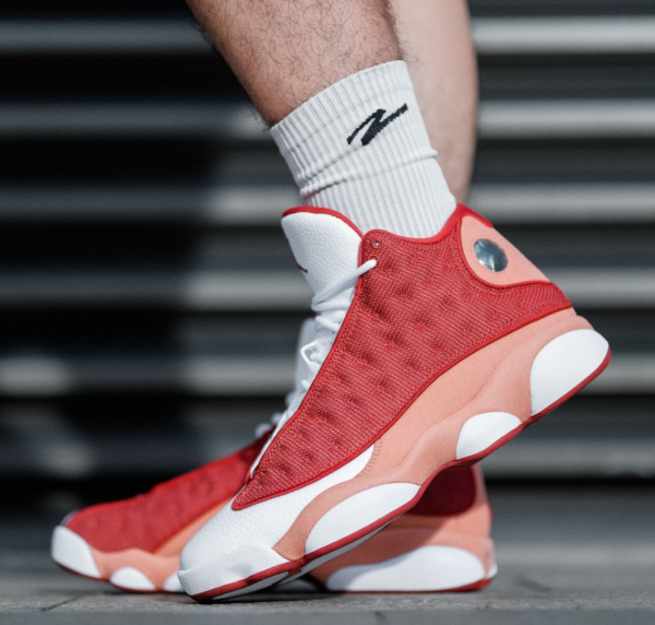 Giay Nike Air Jordan 13 'Dune Red' DJ5982-601