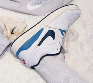 Giay Nike Air Jordan Stadium 90 'Motion Logo' HM3713-141