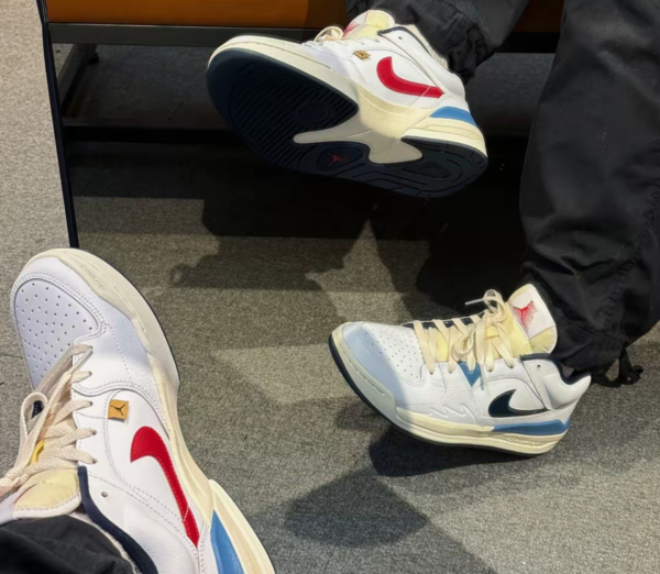 Giay Nike Air Jordan Stadium 90 'Motion Logo' HM3713-141