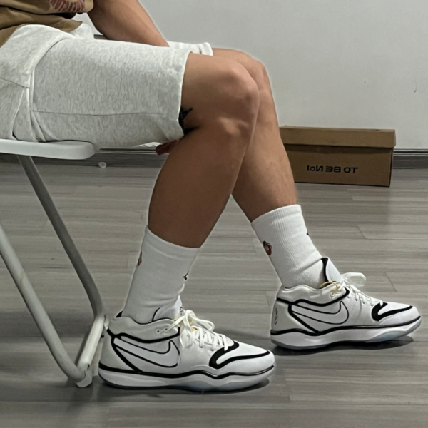 Giay Nike Air Zoom GT Hustle 2 'White Black' DJ9405-102