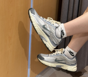 Giay Nike Initiator 'Smoke Gray' HQ1179-001