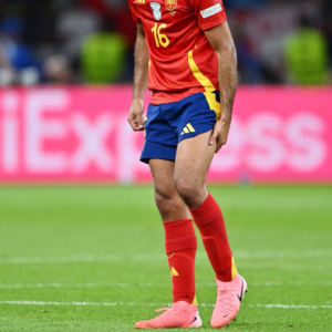 Giay Nike Phantom Luna 2 Academy MG 'Mad' FD6725-600