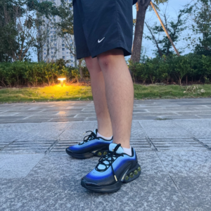 Giay Nike Air Max DN SE 'Sky Blue Chamois' HM0810-401