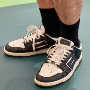 Giay Amiri Skel Top Low 'Black White' PF22MFS003-004