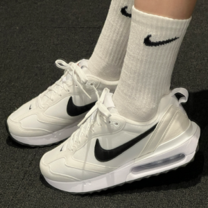 Giay Nike Air Max Dawn 'White Total Orange' DH5131-101