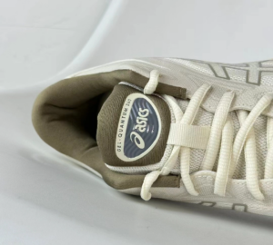 Giay Asics Gel-Quantum 360 VIII 'Cream Pepper' 1203A402-101