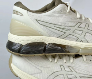Giay Asics Gel-Quantum 360 VIII 'Cream Pepper' 1203A402-101
