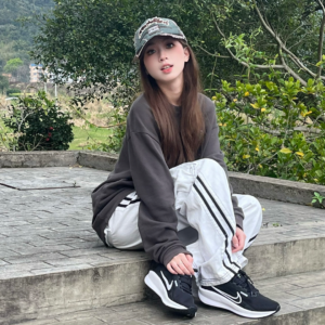 Giay Nike Downshifter 13 'Black White' FD6476-001