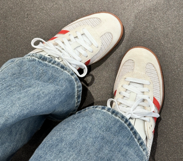 Giay Adidas Samba OG 'Crystal White Preloved Red' IG1380
