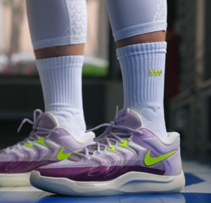 Giay Nike KD 17 x The Alchemist 'Coconut Milk' HJ4464-100