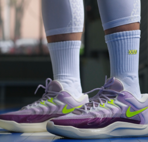 Giay Nike KD 17 x The Alchemist 'Coconut Milk' HJ4464-100