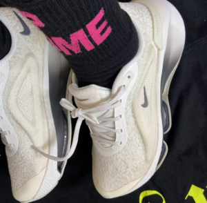 Giay Nike Versair ‘Coconut Milk’ DZ3547-105