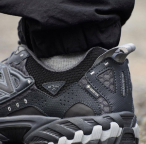 Giay New Balance 610 'Black Phantom' ML610TAF