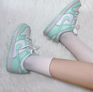 Giay Nike Dunk Low GS 'Mint Foam Green' FZ3534-100