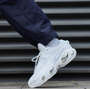 Giay Nike NOCTA x Glide 'Triple White' DM0879-100