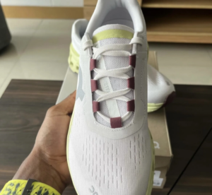 Giay On Running Cloudmonster 'Frost Acacia' 61-97783