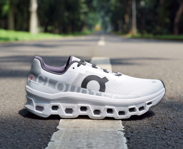 Giay On Running Cloudmonster 'All White' 61-98434