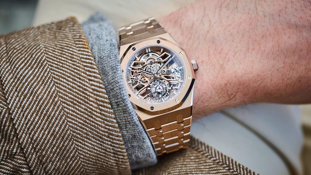 Audemars Piguet Royal Oak: Viet tiep cau chuyen doi moi
