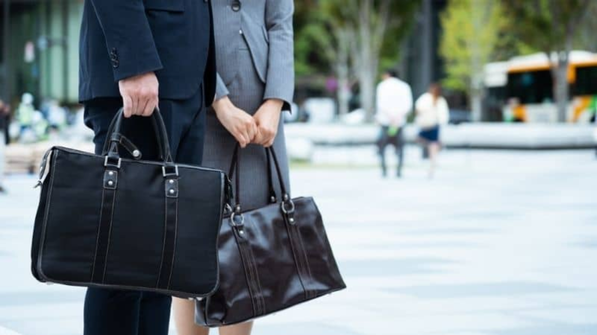 Hinh anh 1: 13 chiec tui hieu nam tien dung cho quy ong cong so (Phan 1)