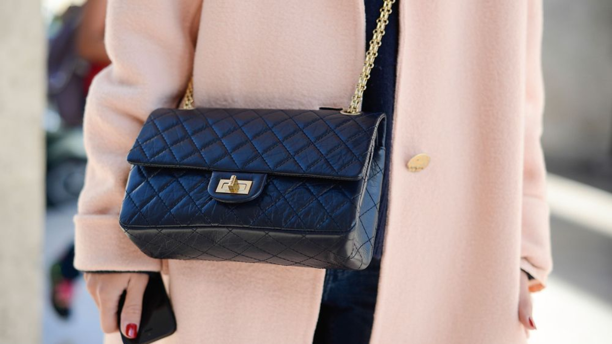 Hành trình chinh phục thời đại của túi xách Chanel Classic Hinh anh 5: Hanh trinh chinh phuc thoi dai cua tui xach Chanel Classic