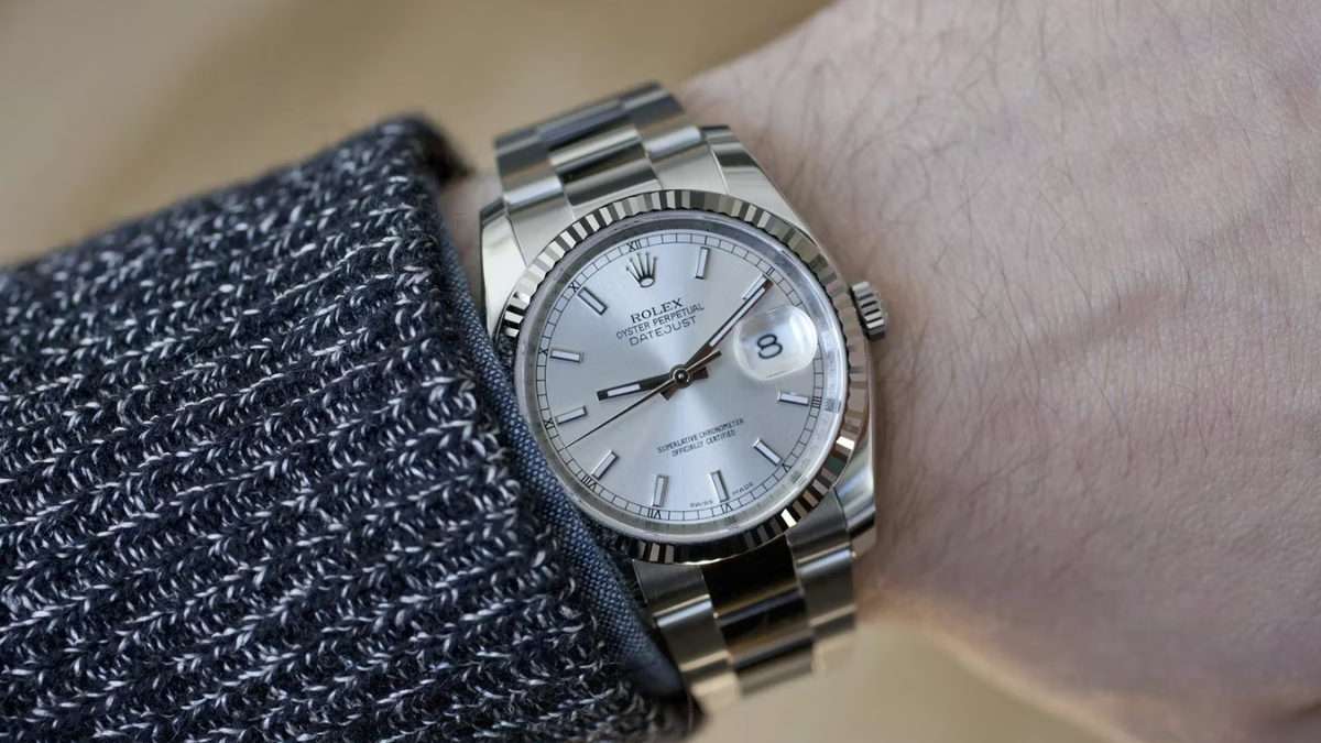 Rolex Datejust: Biểu tượng vượt thời gian trong văn hóa đại chúng Hinh anh 2: Rolex Datejust: Bieu tuong vuot thoi gian trong van hoa dai chung