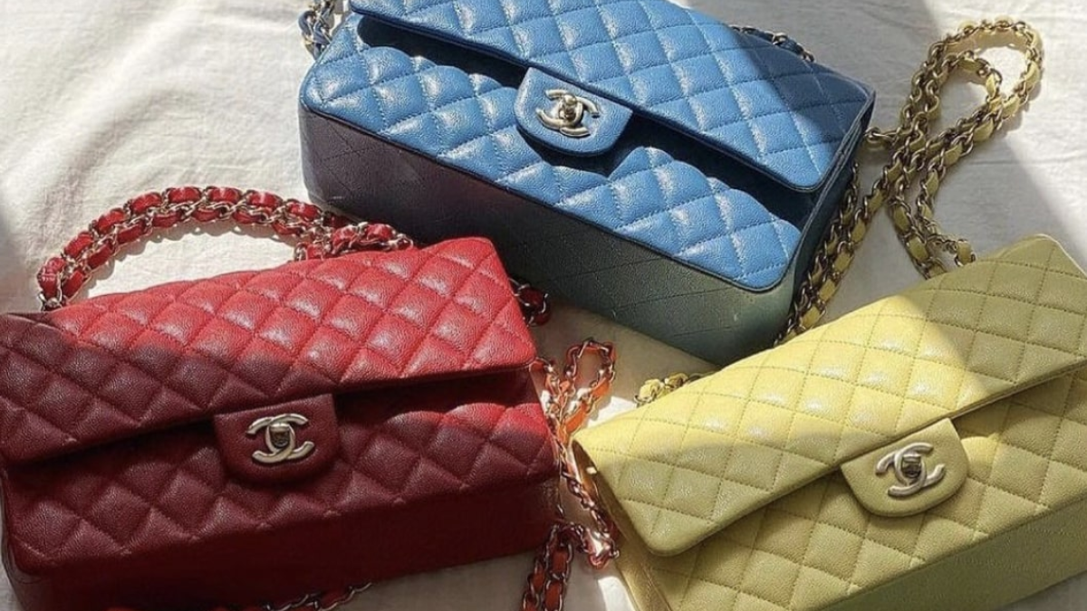 Chặng đường phát triển của khóa và chốt túi Chanel Flap Hinh anh 5: Chang duong phat trien cua khoa va chot tui Chanel Flap