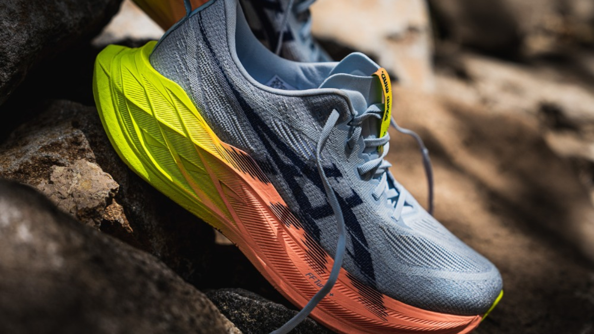 Review chi tiet Asics Superblast 2: "Sieu no" ve hieu suat