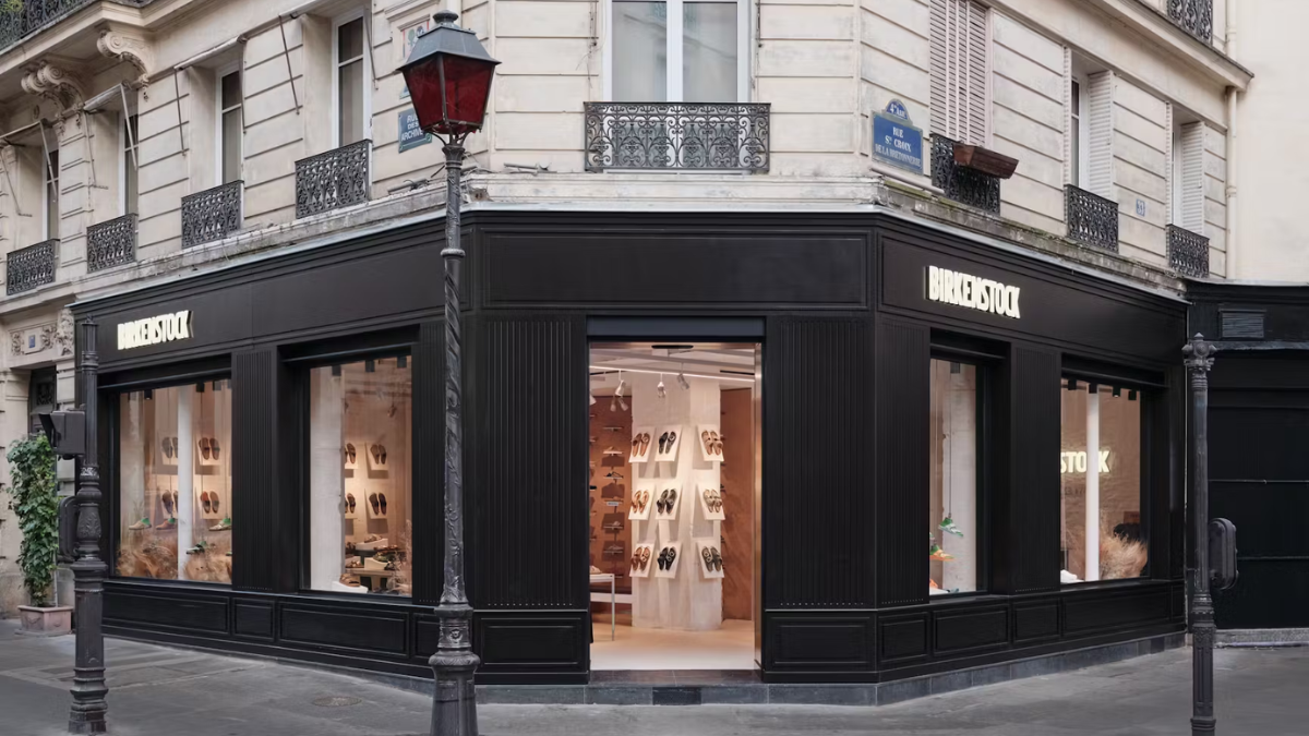 Don chao the gioi Birkenstock da dang tai cua hang Paris dau tien