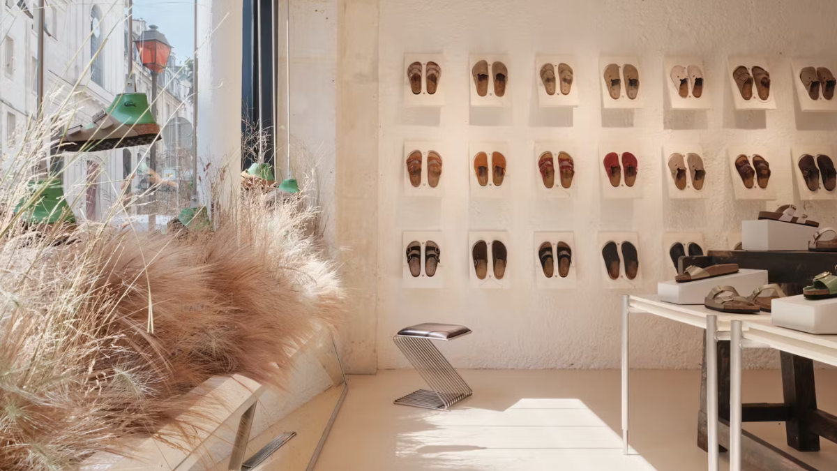 Hinh anh 6: Don chao the gioi Birkenstock da dang tai cua hang Paris dau tien