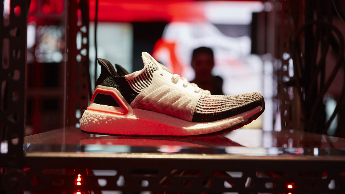 10 đôi giày thể thao "Paris hoa lệ" sẽ khiến bạn mê mệt (Phần 1) Hinh anh 9: 10 doi giay the thao "Paris hoa le" se khien ban me met (Phan 1)