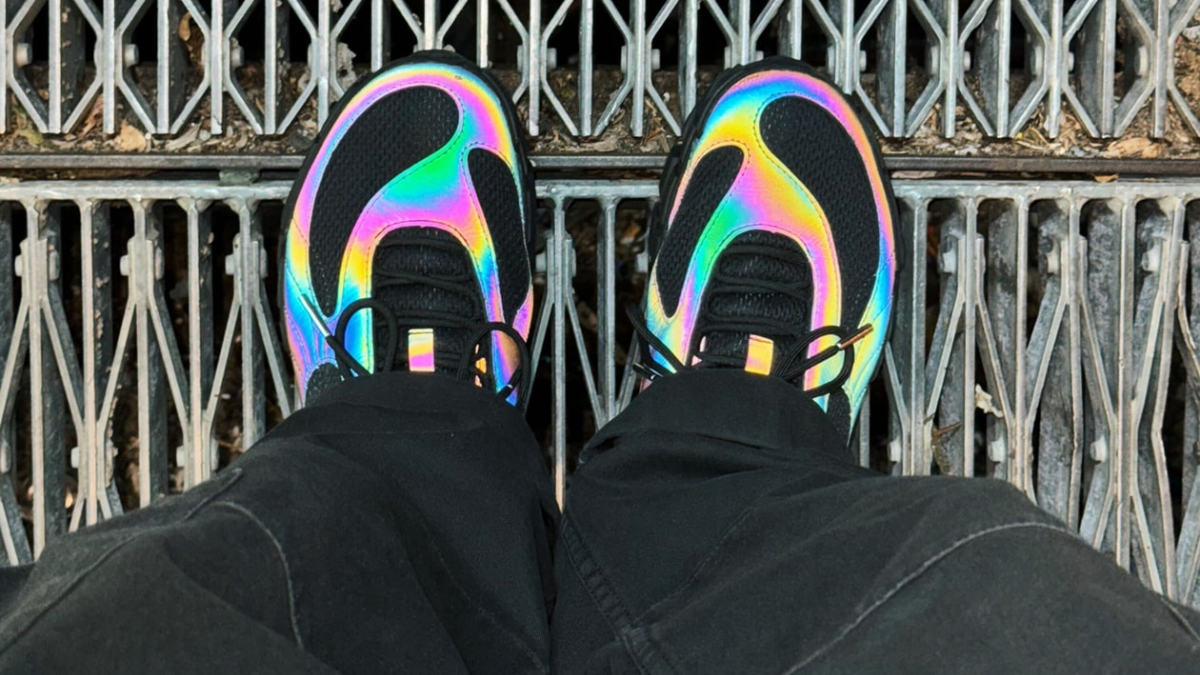 Bứt phá mùa hè nóng nực với 12 đôi sneaker siêu "hot" (Phần 2) Hinh anh 12: But pha mua he nong nuc voi 12 doi sneaker sieu "hot" (Phan 2)