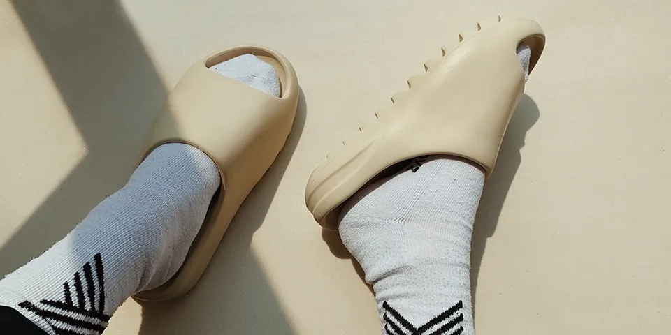 Top những mẫu dép slide hot nhất đầu 2024 đến nay Hinh anh 2: Top nhung mau dep slide hot nhat dau 2024 den nay