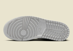 Giay Nike Air Jordan 1 Low 'Light Grey Sail' DC0774-103