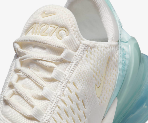 Giay Nike Air Max 270 'Sail Glacier Blue' HM6130-133