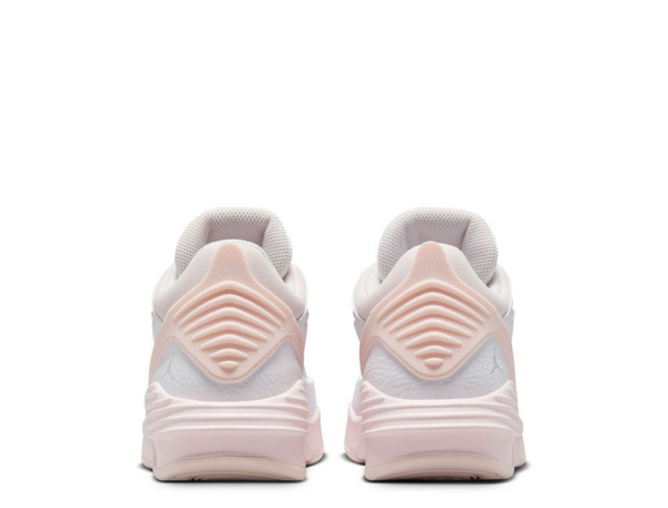 Giay Nike Air Jordan Max Aura 5 'White' FD8789-100