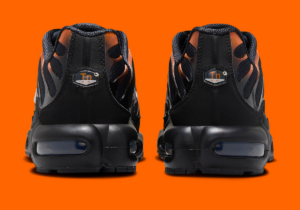 Giay Nike Air Max Plus 'Dark Obsidian Orange' FN6949-400