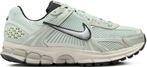 Giay Nike Zoom Vomero 5 'Light Silver' FN6742-001