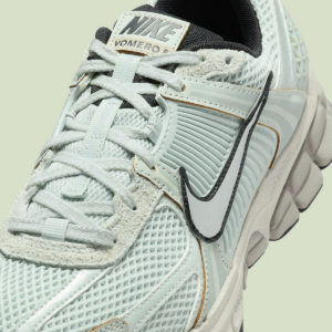 Giay Nike Zoom Vomero 5 'Light Silver' FN6742-001