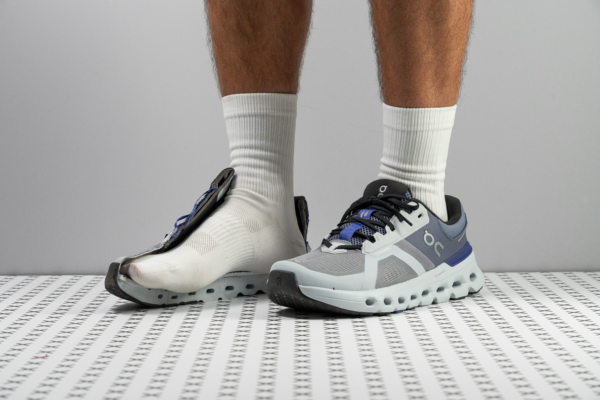 Giay On Running Cloudrunner 2 'Grey' 3ME10142594