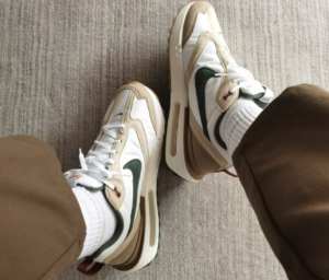 Giay Nike Air Max Dawn 'Khaki Gorge Green' FB7158-131