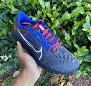 Giay Nike Air Zoom Pegasus 40 x NFL 'New York Giants' DZ6008-001