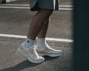 Giay Nike Air Zoom Vomero 5 'Cool Grey' FJ4151-003